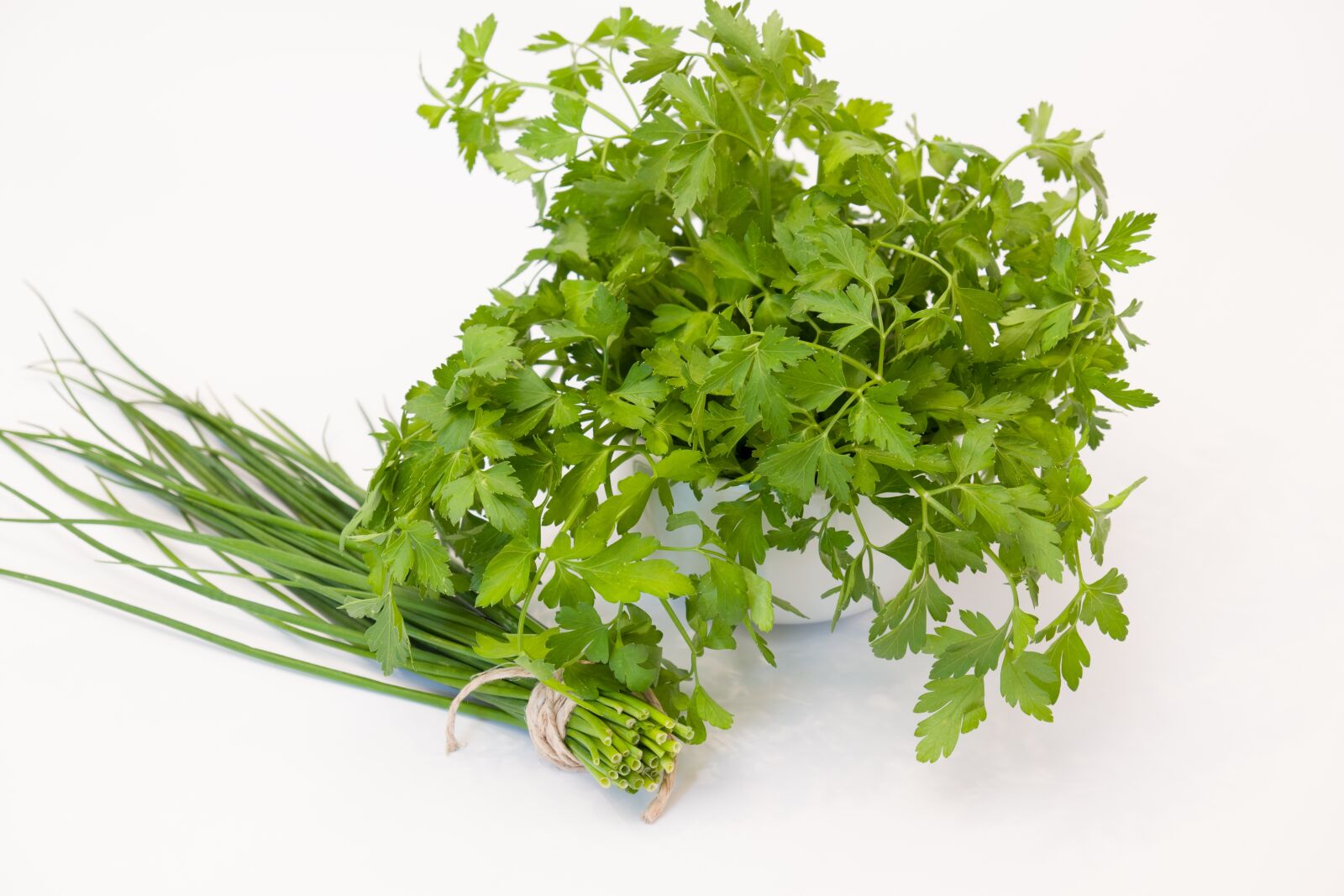 Leica CL sample photo. Culinary herbs, chives, parsley photography