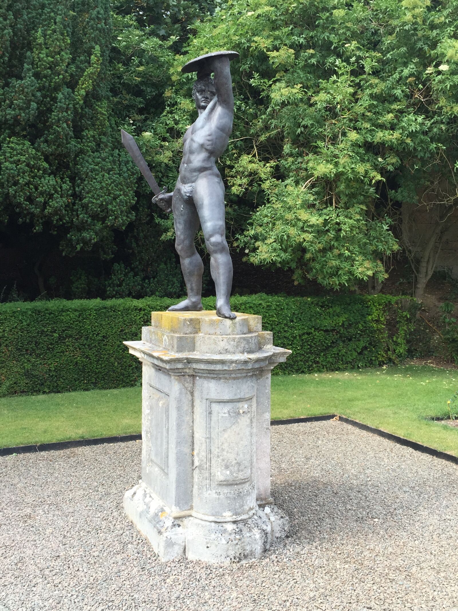 Apple iPhone 6 sample photo. Statue, blenheim, male photography