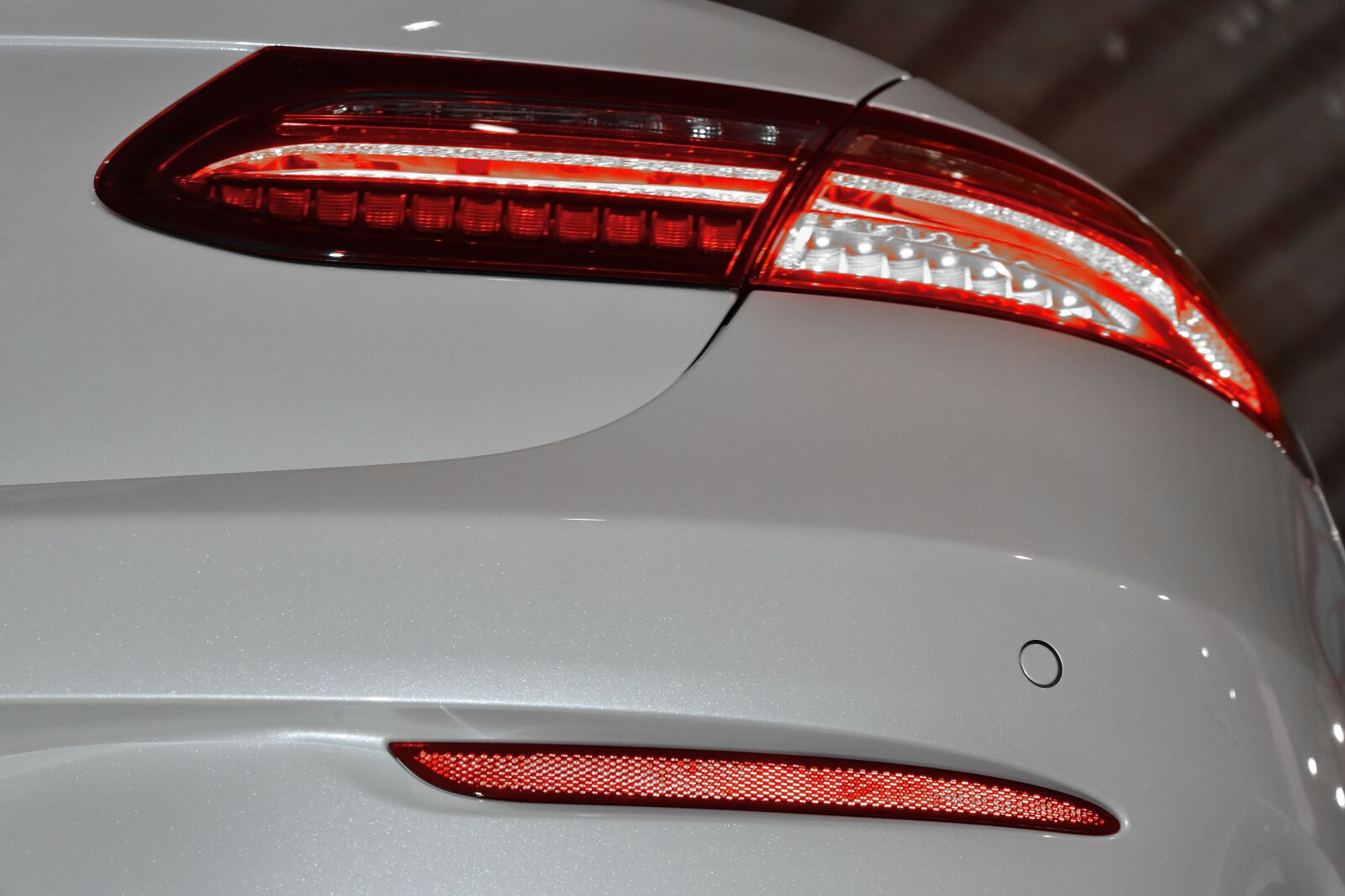 Nikon D5500 sample photo. Vehicle, car, device, light photography