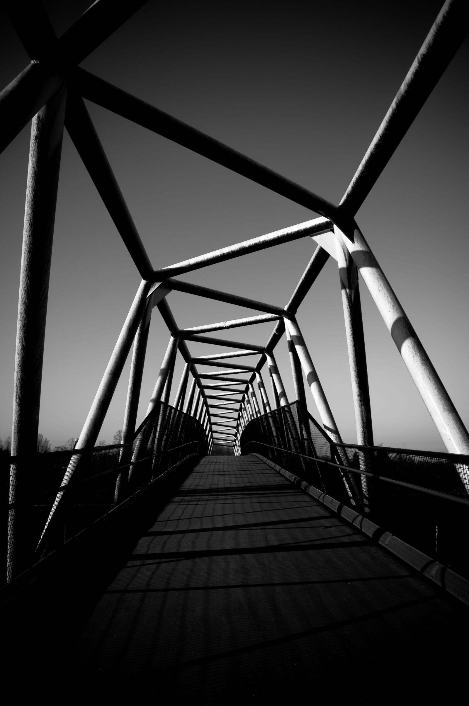 Nikon D90 sample photo. Black, white, people photography