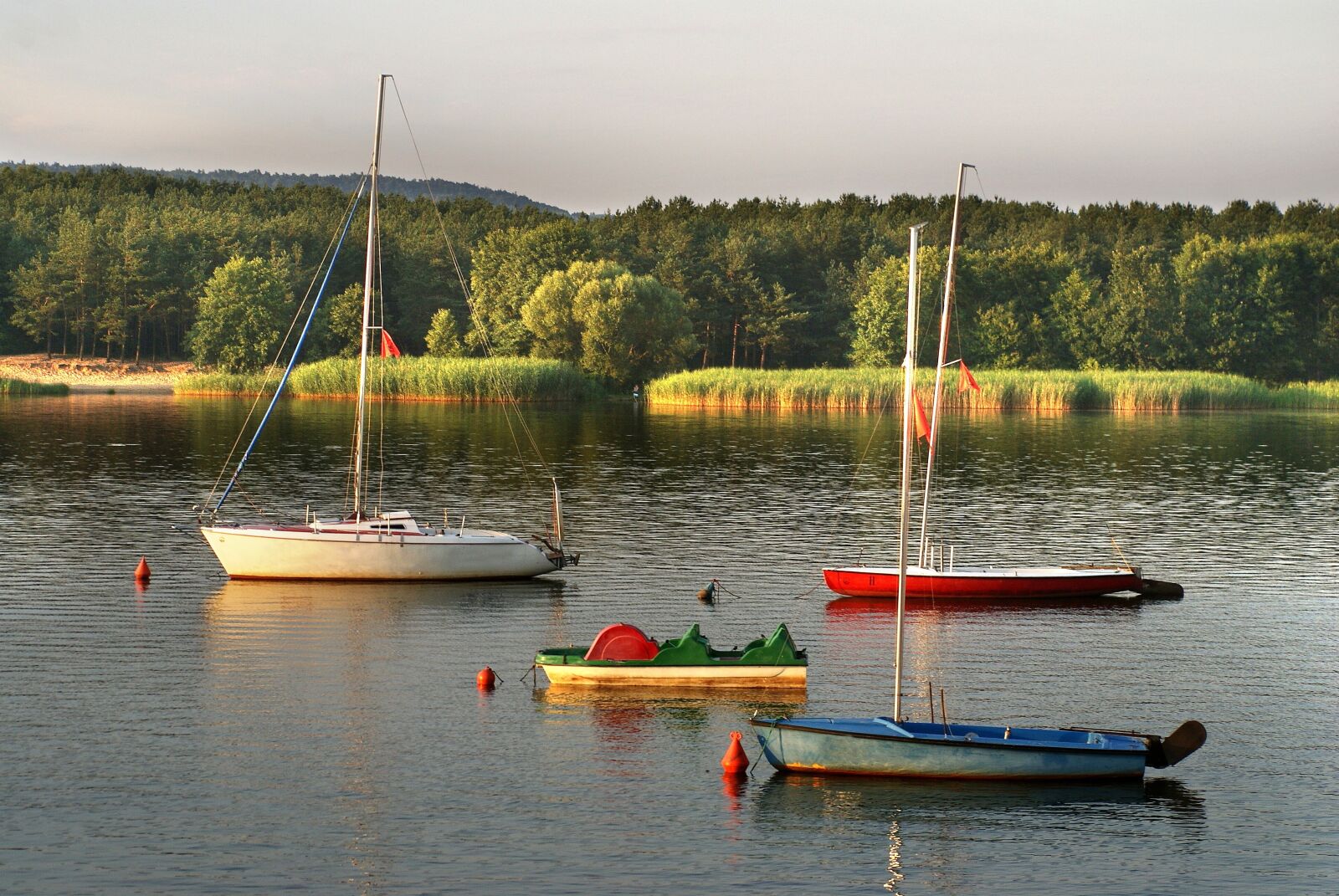 Sony Alpha DSLR-A200 sample photo. Ships, boats, boat photography