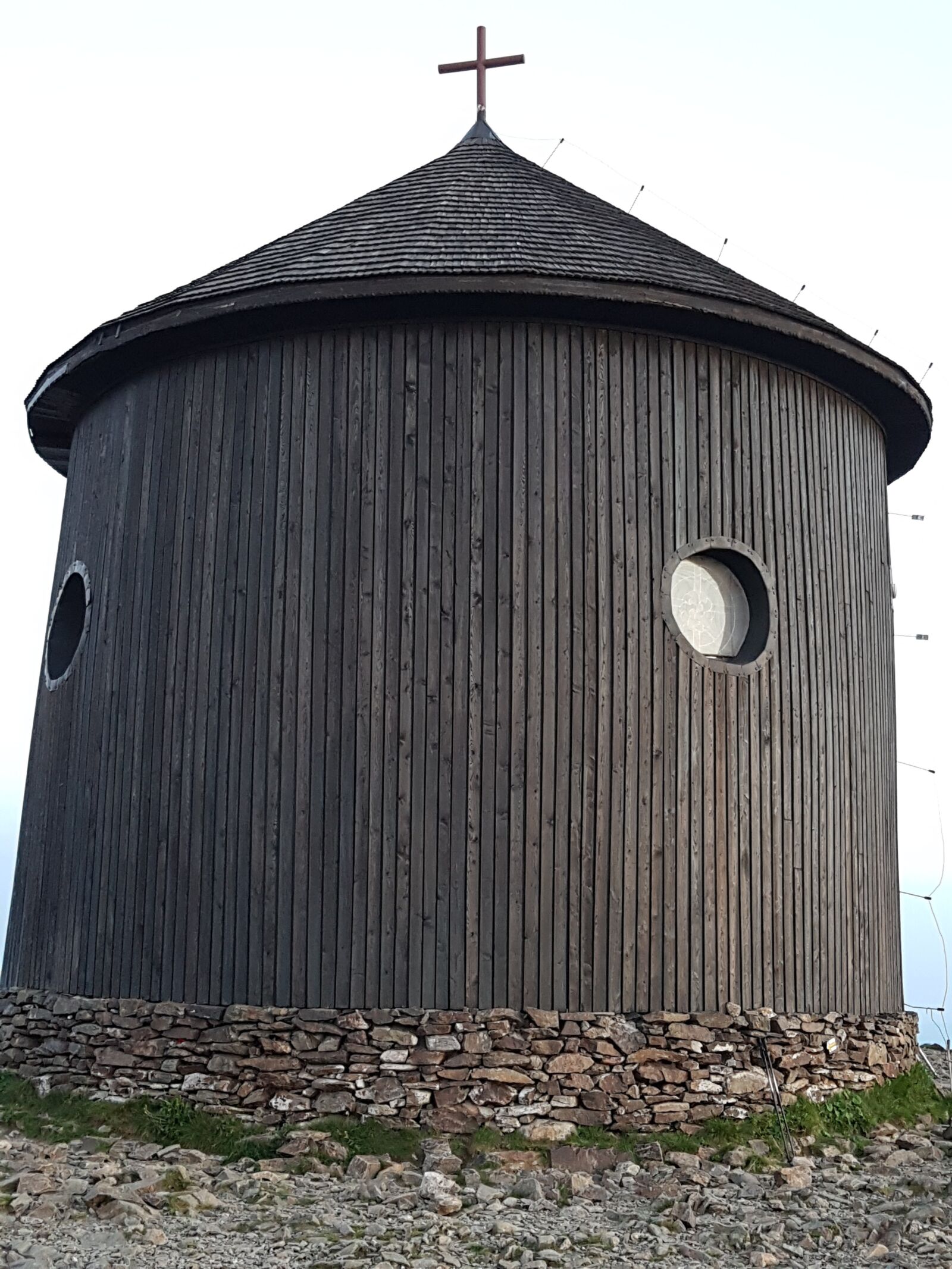 Samsung Galaxy S7 sample photo. Nature, sněžka, architecture photography
