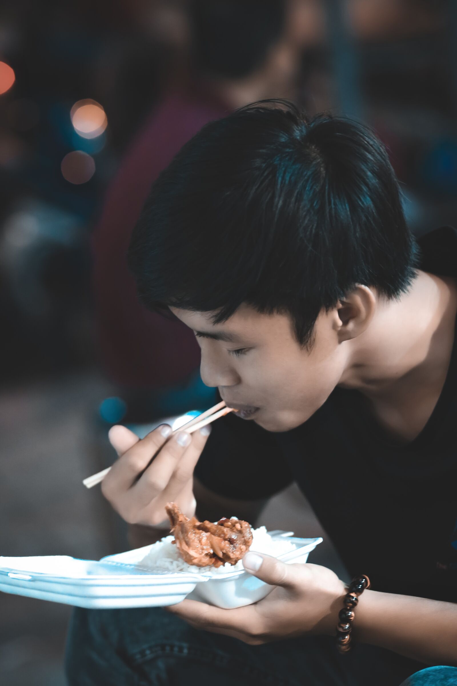 Canon EOS 80D + Canon EF 85mm F1.8 USM sample photo. Eat, rice, the son photography