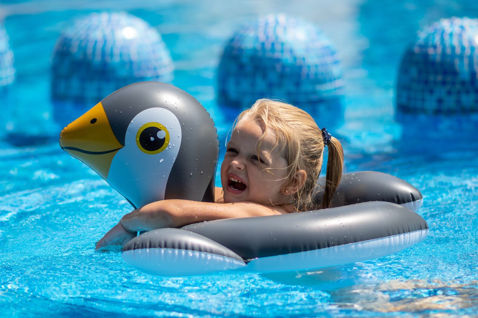 Nikon D7200 sample photo. Summer, swimming pool, pool photography