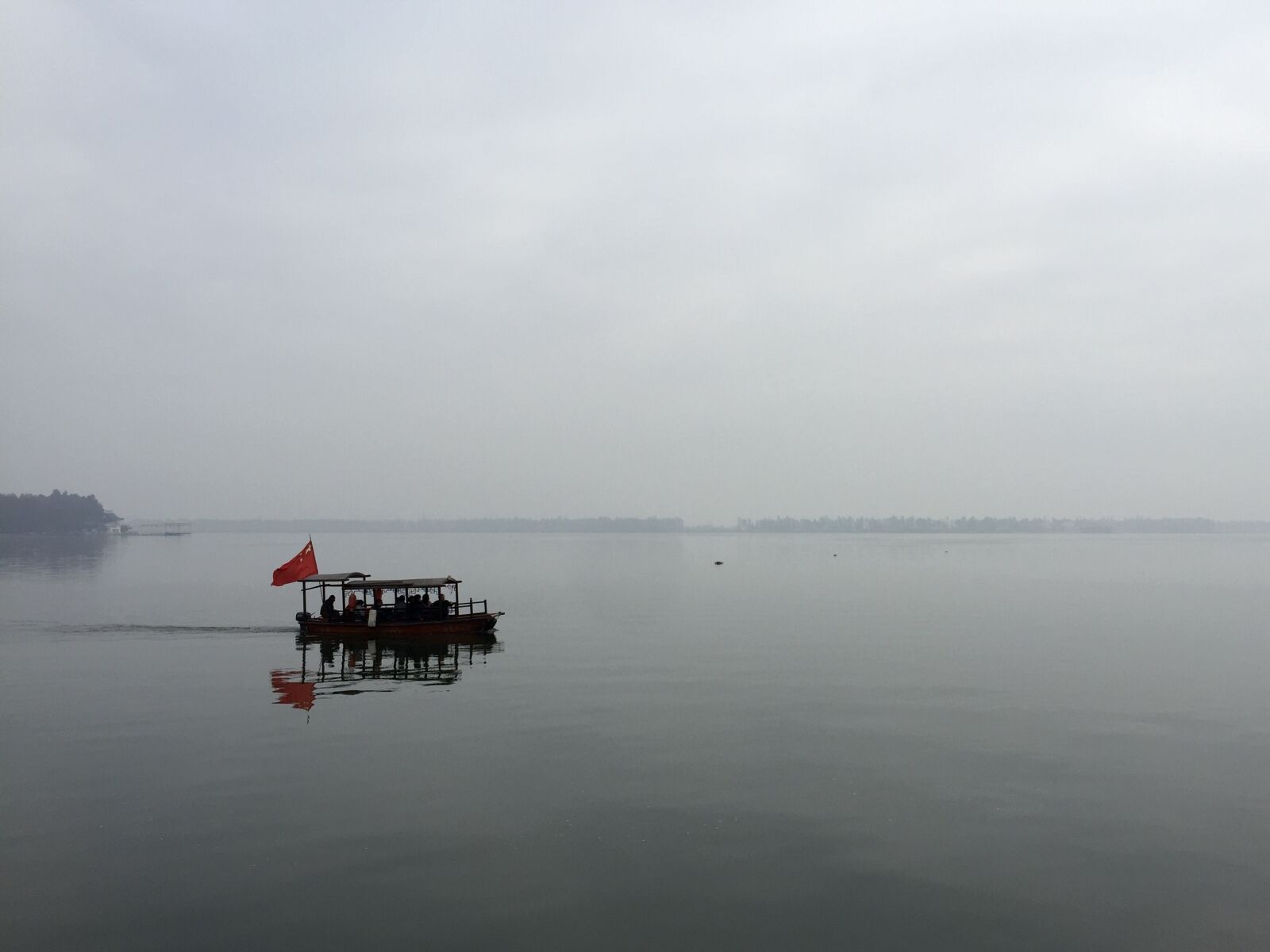 iPhone 6 Plus back camera 4.15mm f/2.2 sample photo. Lake tingtao, wuhan, china photography