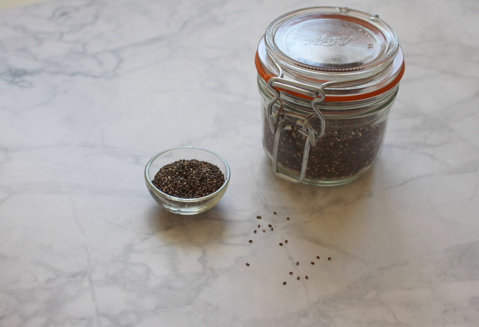 Canon EOS 700D (EOS Rebel T5i / EOS Kiss X7i) sample photo. Chia, chia seeds, fresh photography