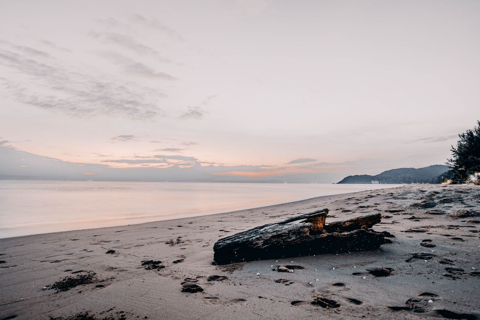 Nikon D750 sample photo. Sea, sunlight, sky photography