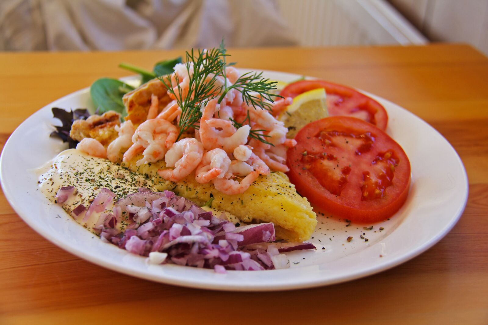 Canon EF-S 18-200mm F3.5-5.6 IS sample photo. Shrimp, lunch, meal photography