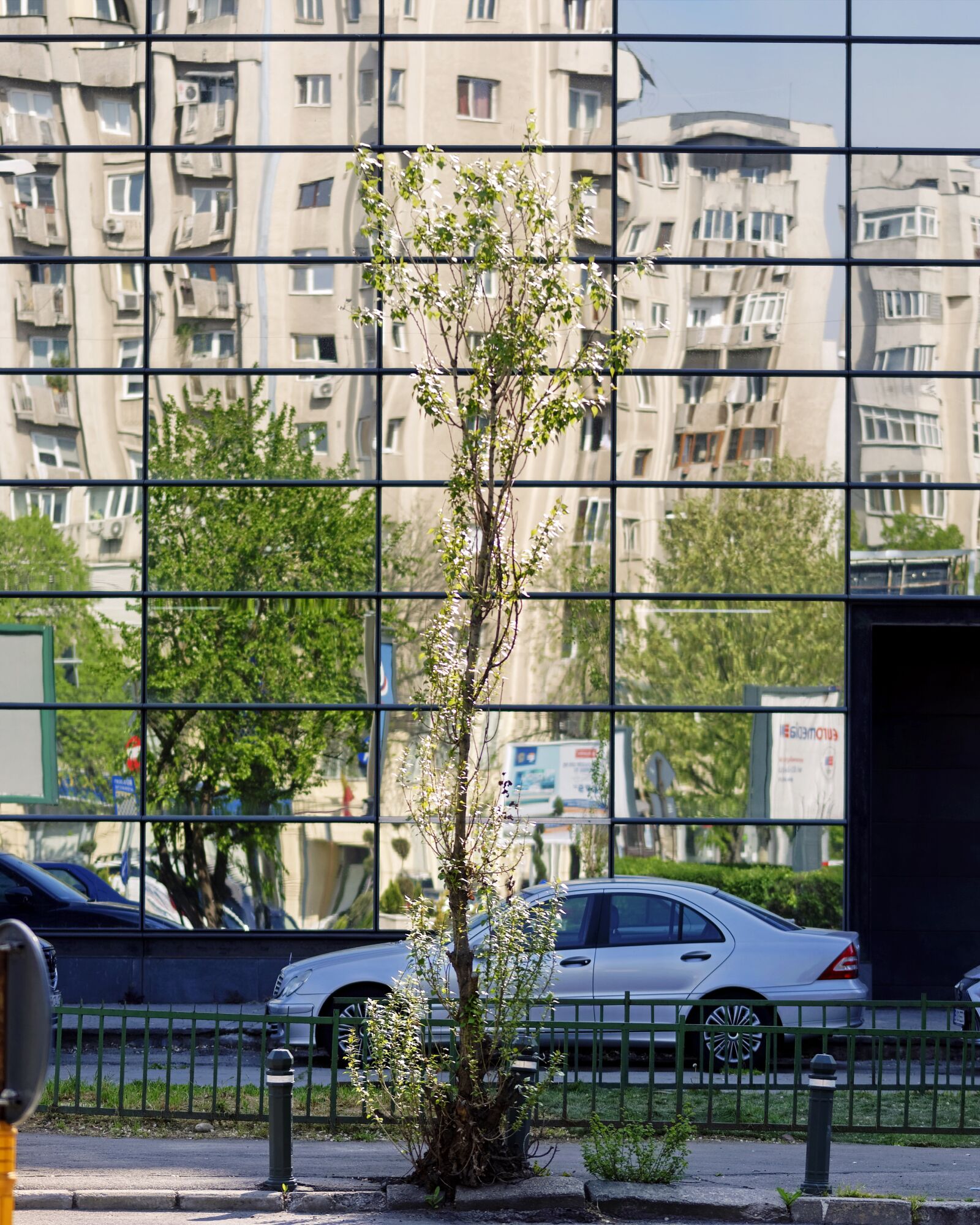 Nikon D5300 sample photo. Facade, building, modern photography