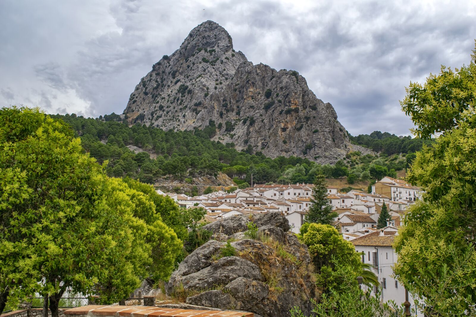 Nikon D3300 sample photo. Mountain, village, houses photography