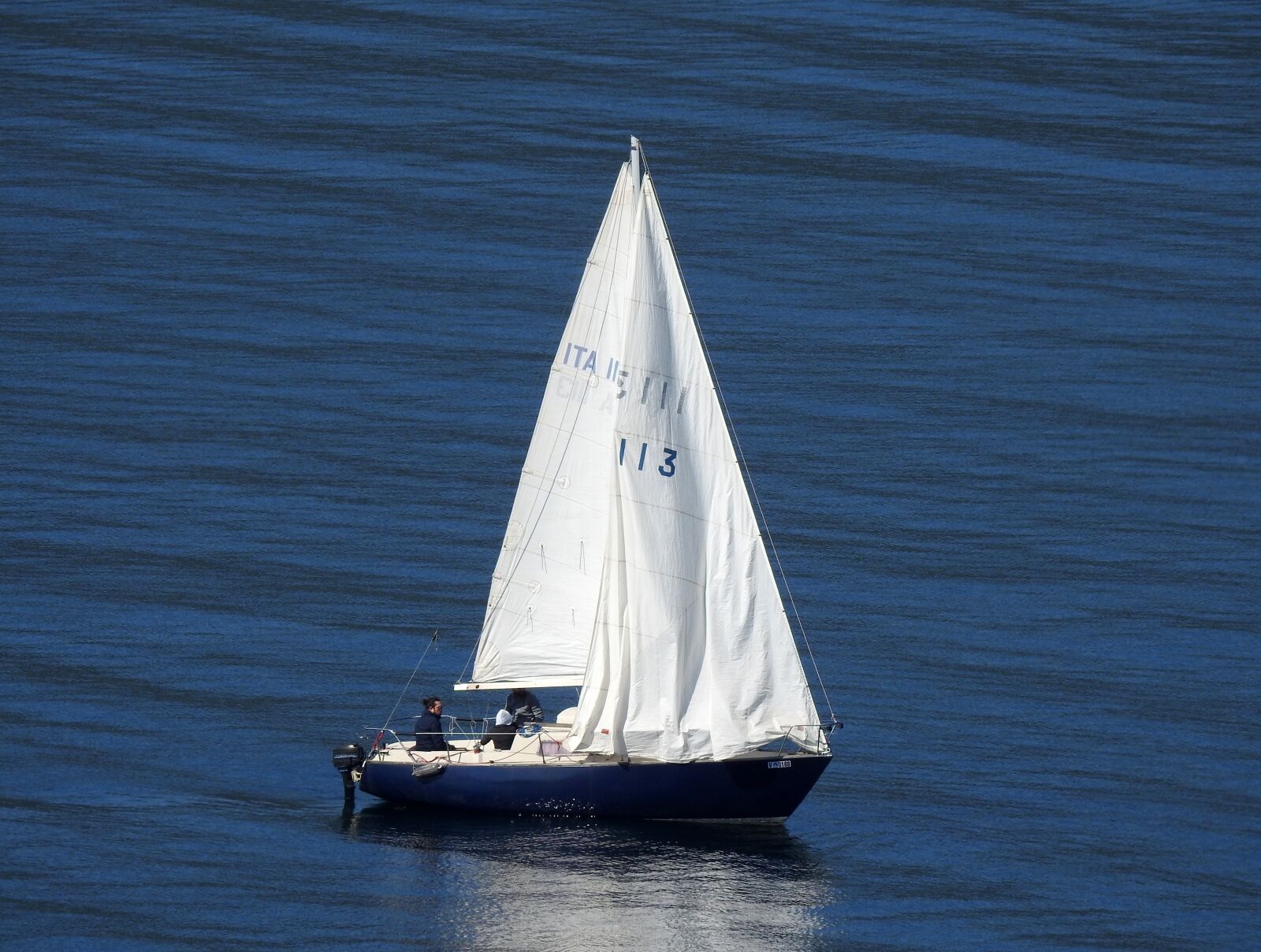 Nikon Coolpix P900 sample photo. Lake, boat sail, boat photography