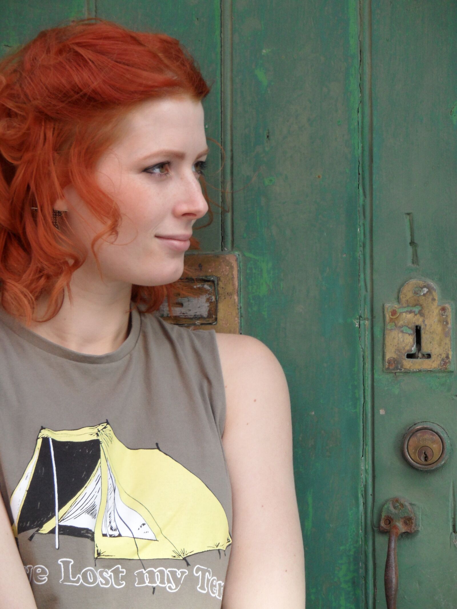 Samsung WB650 / VLUU WB650 /  WB660 sample photo. Red head, female, model photography