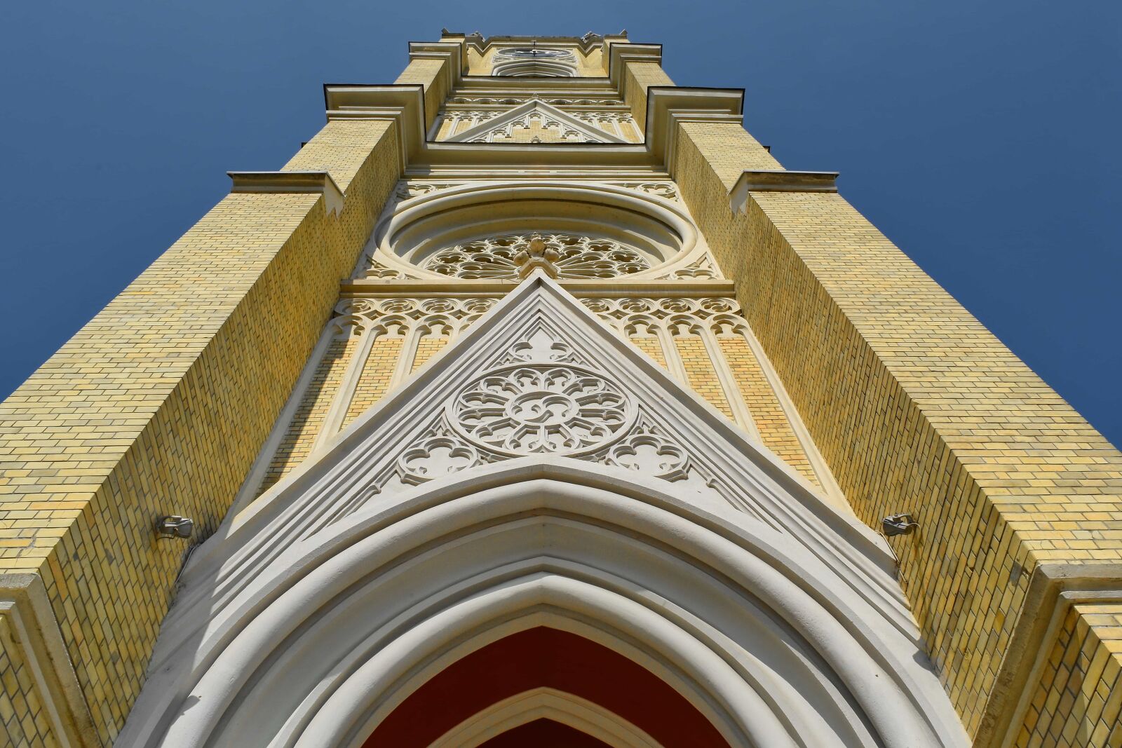 Nikon D5500 sample photo. Angle, church tower, downtown photography