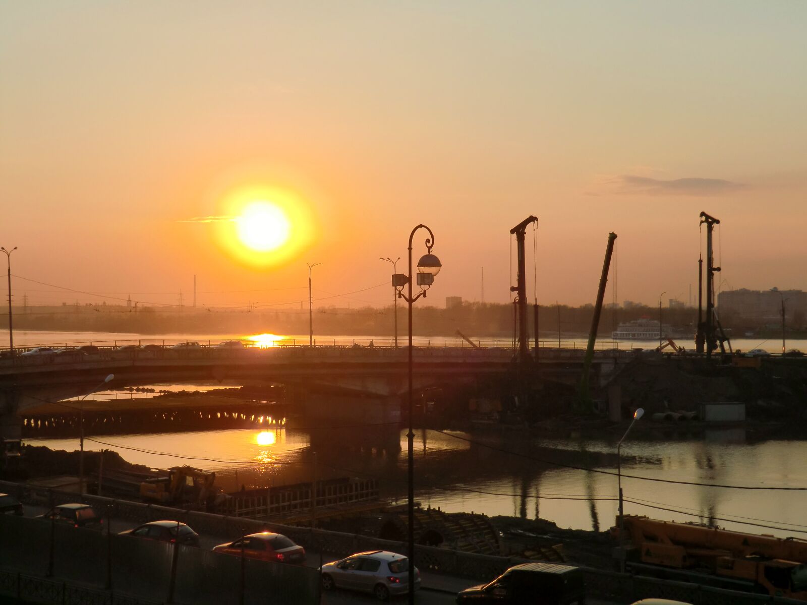 CASIO EX-H15 sample photo. Sunset, industrial, kazan photography