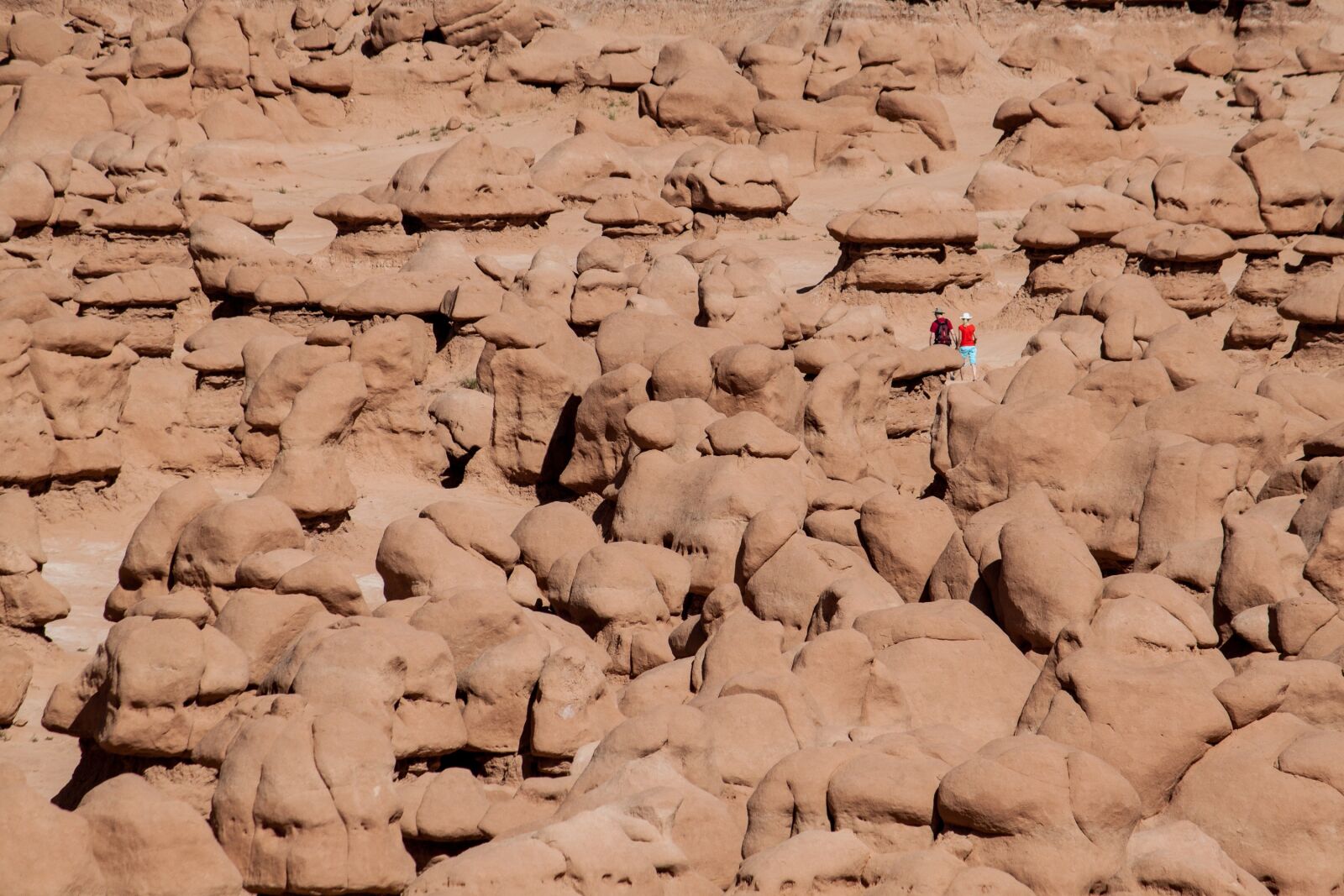 Canon EF-S 55-250mm F4-5.6 IS sample photo. Usa, goblins, stones photography
