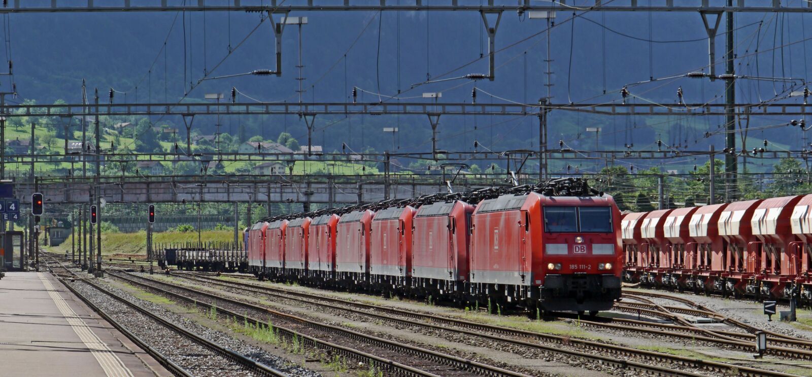 Panasonic Lumix DMC-G3 sample photo. Switzerland, gotthard, train station photography