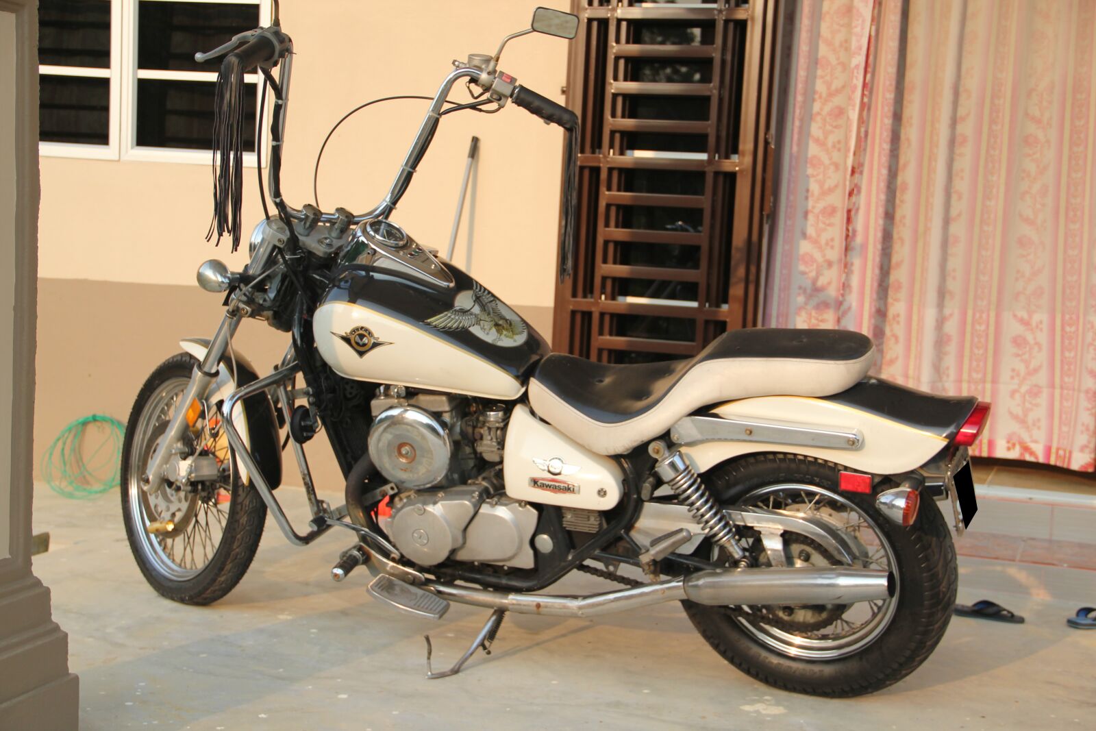 Canon EOS 550D (EOS Rebel T2i / EOS Kiss X4) sample photo. Kawasaki, vulcan, motorcycle photography