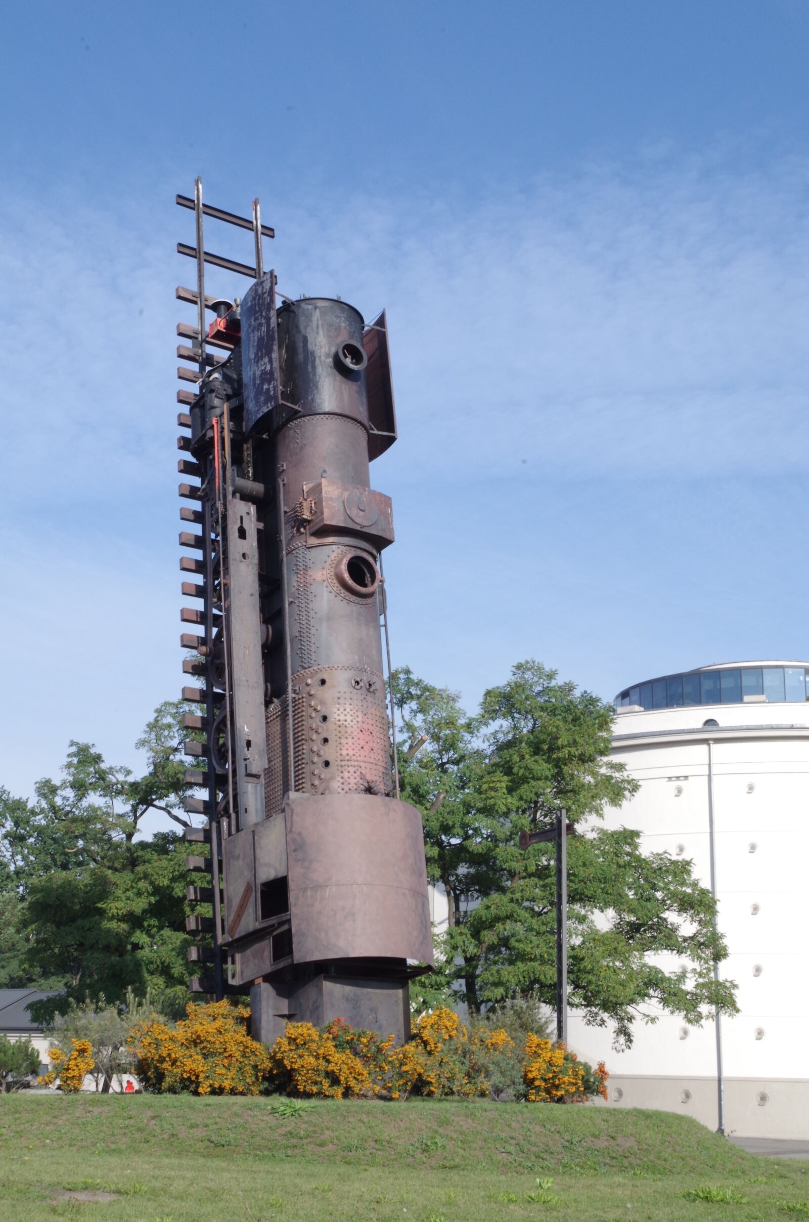 Pentax K-50 sample photo. Wroc aw, monument, steam photography