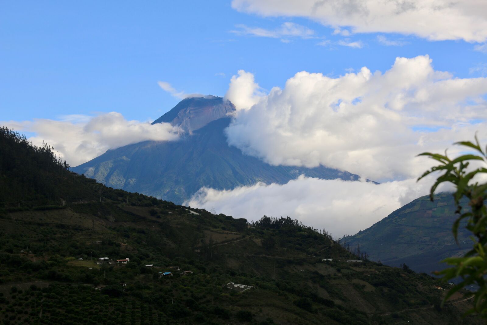 Canon EOS 70D sample photo. Volcano, mountain, clouds photography