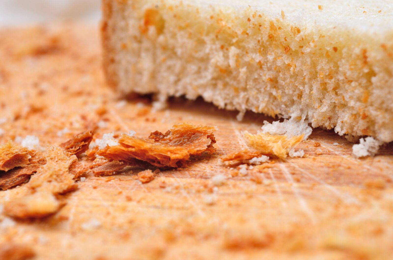 Nikon D5100 sample photo. Bread, chopping board, cereals photography
