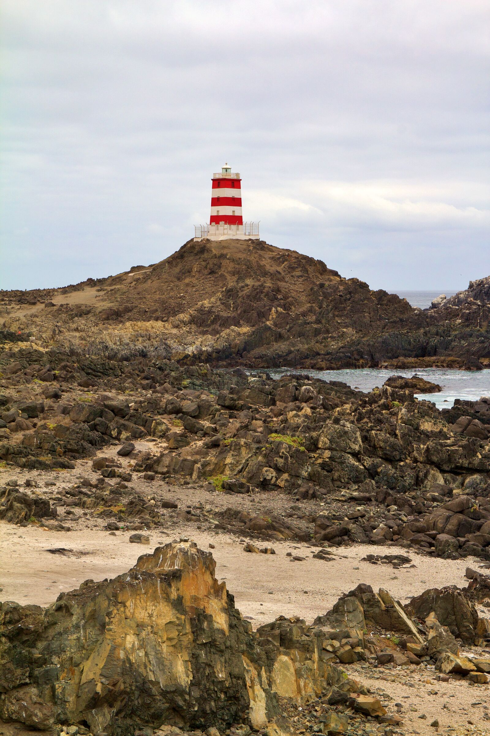 Canon EOS 600D (Rebel EOS T3i / EOS Kiss X5) sample photo. Chile, lighthouse, nature photography