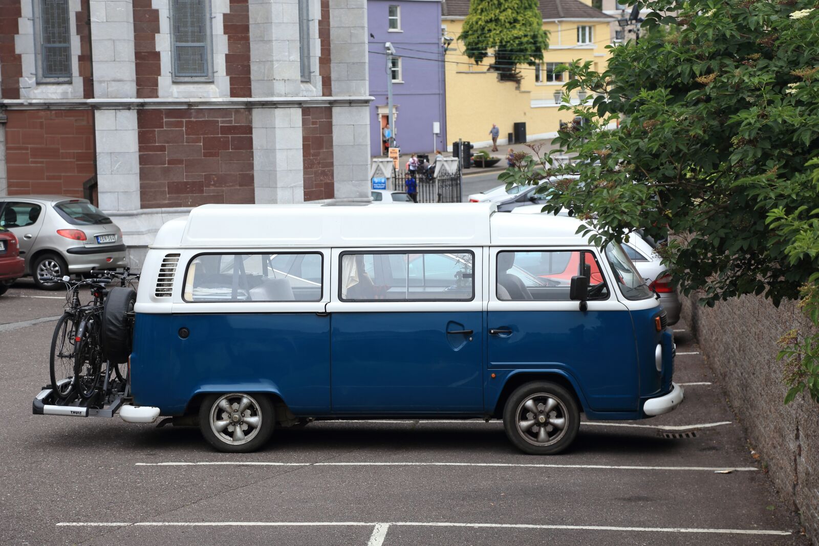 Canon EOS 6D + Canon EF 24-105mm F4L IS USM sample photo. Bus, ireland, old photography