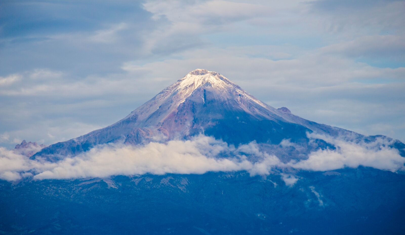 Canon EOS 700D (EOS Rebel T5i / EOS Kiss X7i) sample photo. Nevado, volcano, snow photography