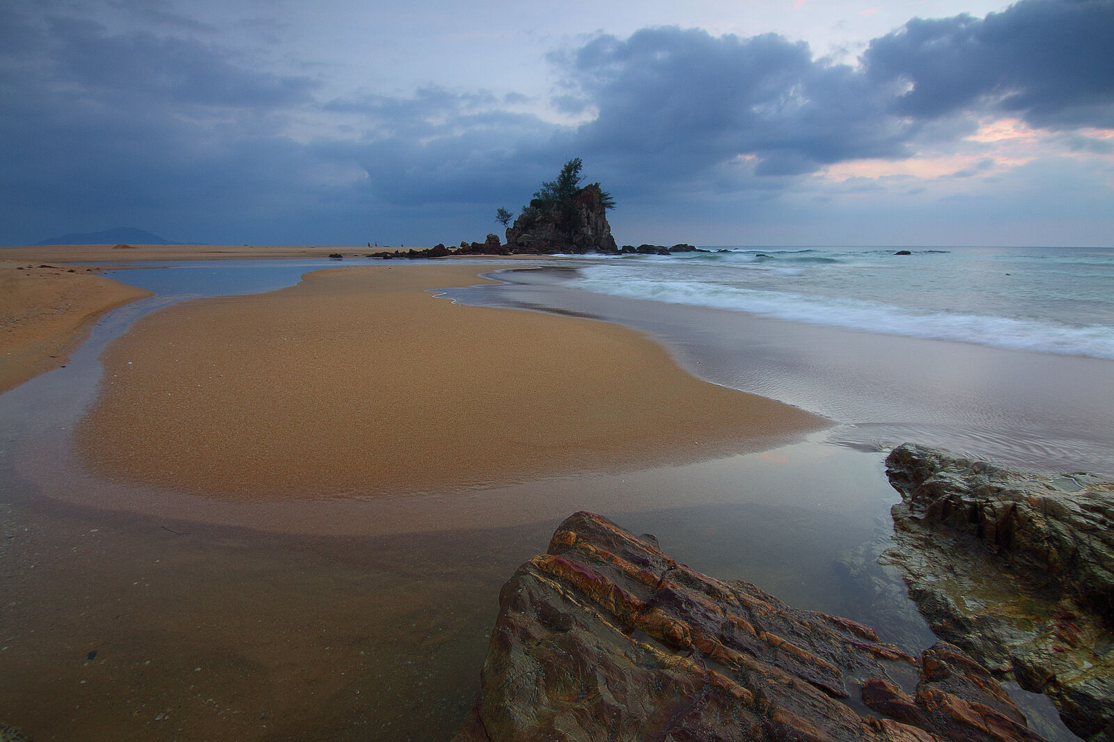 Canon EOS 50D sample photo. Beach, clouds, dawn, dusk photography