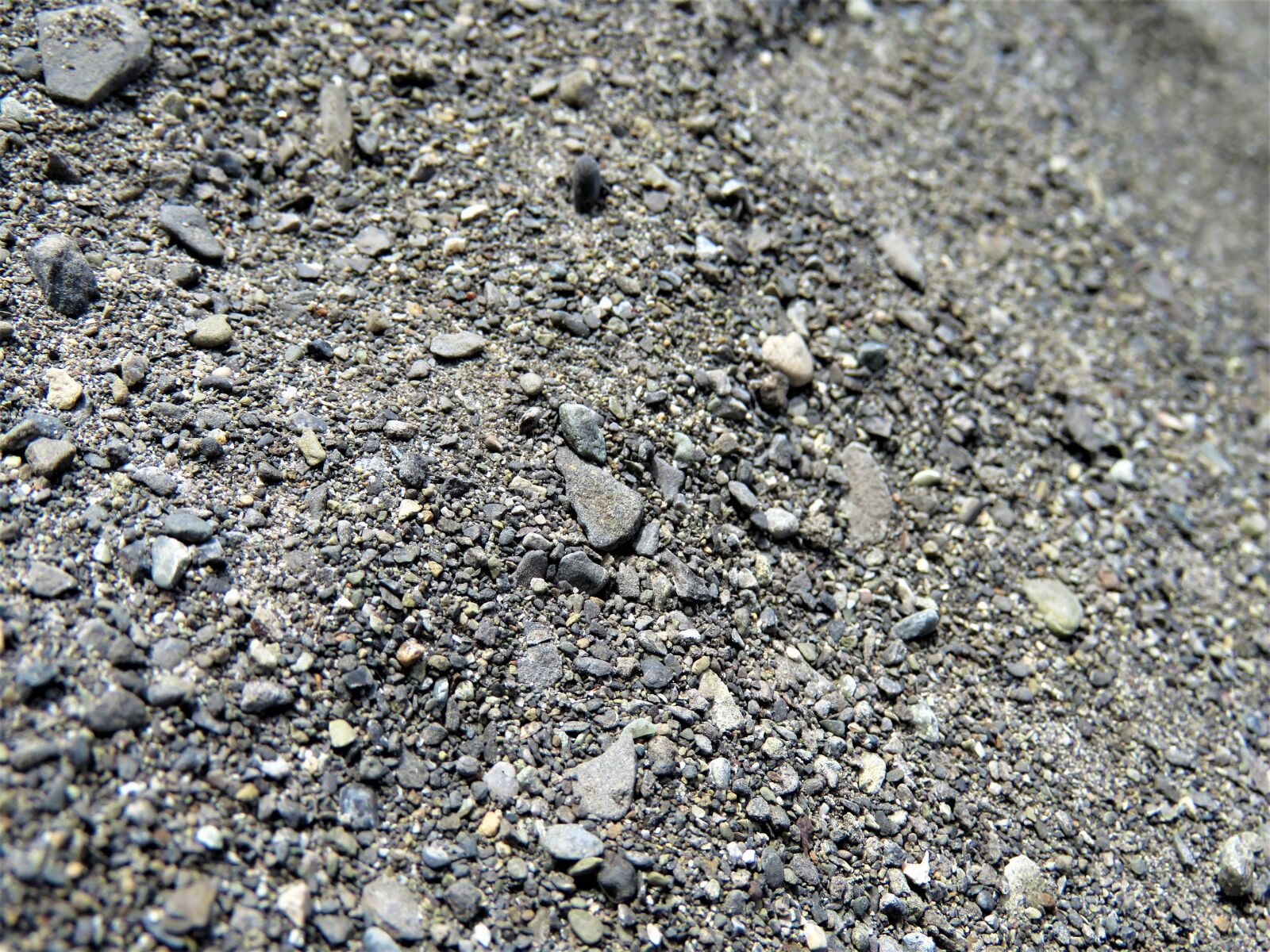 Canon PowerShot SX60 HS sample photo. Pebbles, stones, gravel photography