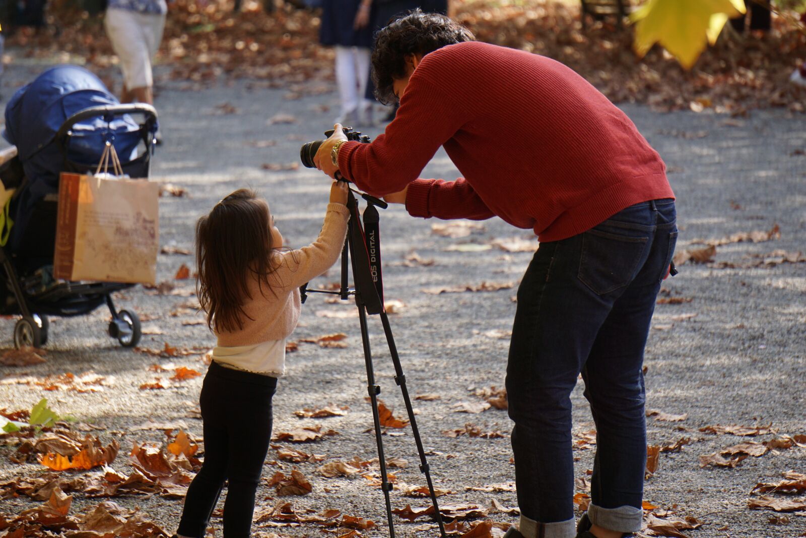 Sony E 55-210mm F4.5-6.3 OSS sample photo. Photography, learn, children photography