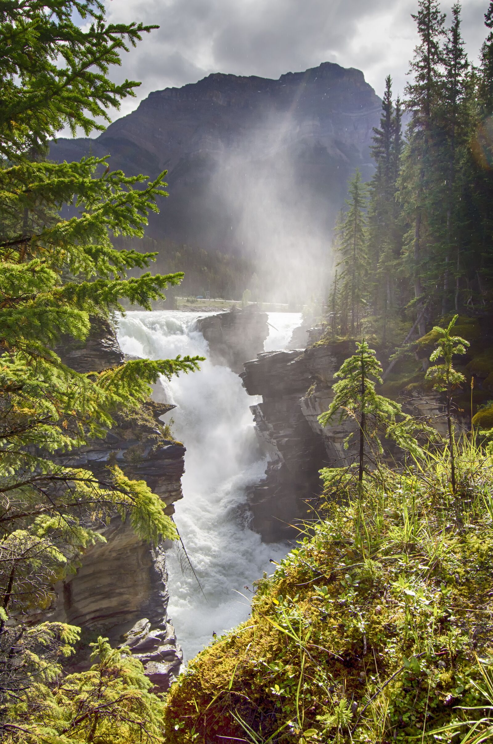 Nikon D5100 sample photo. Waterfall, mist, moss photography