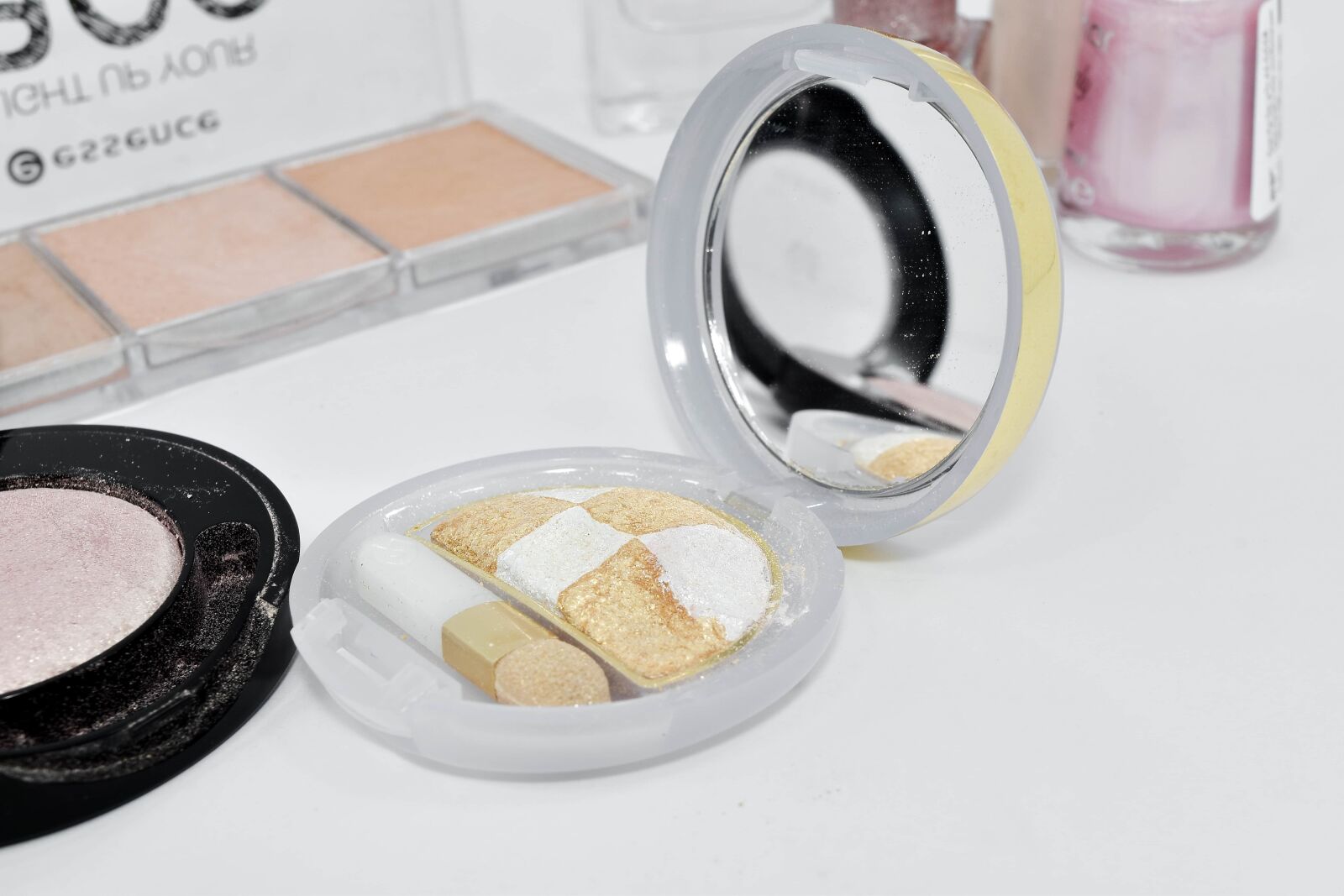 Nikon D5500 sample photo. Powder, makeup, toiletry, cosmetic photography