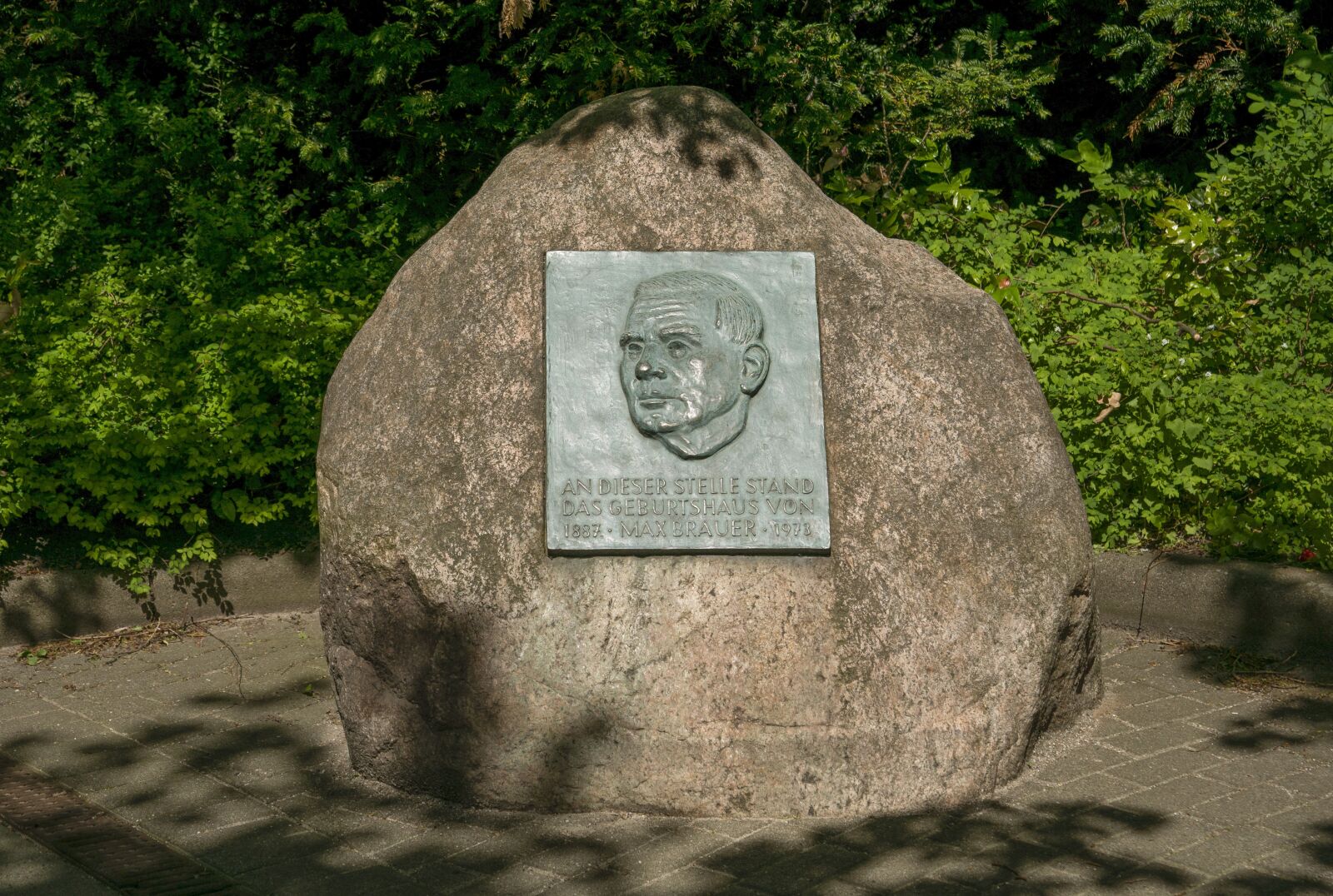 LEICA DG 12-60/F2.8-4.0 sample photo. Monument, rock photography