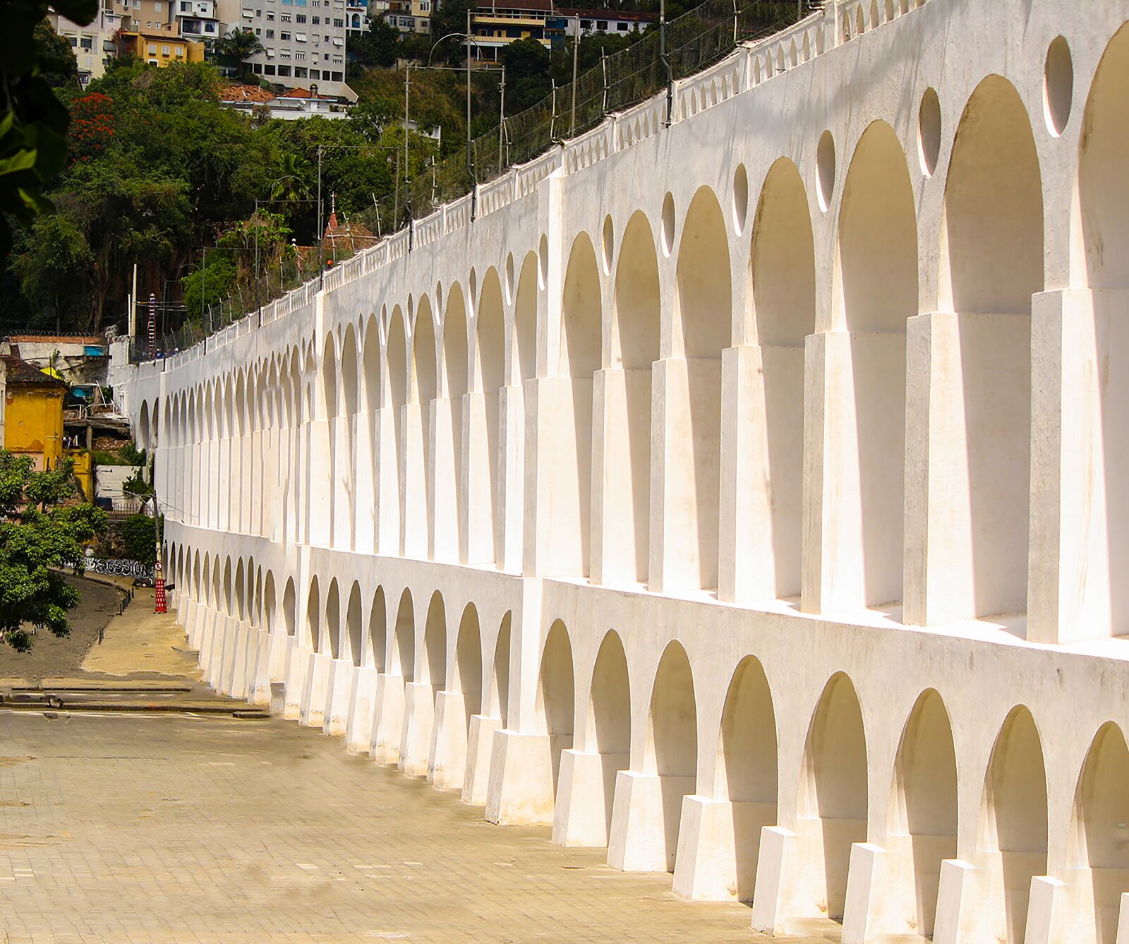 Canon EOS 1000D (EOS Digital Rebel XS / EOS Kiss F) sample photo. Arcos da lapa, rio photography