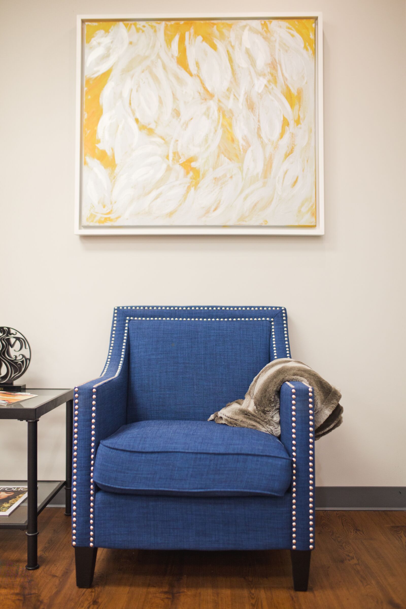 Canon EOS 5D Mark III sample photo. Chair, yellow, blue photography