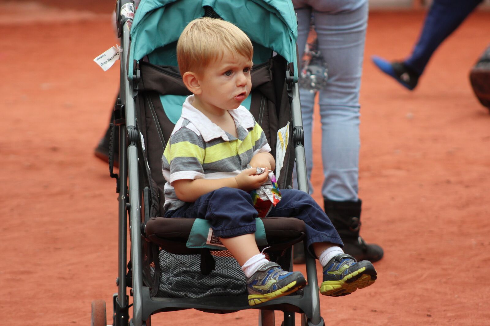 Canon EF 75-300mm f/4-5.6 sample photo. Child, car, people photography