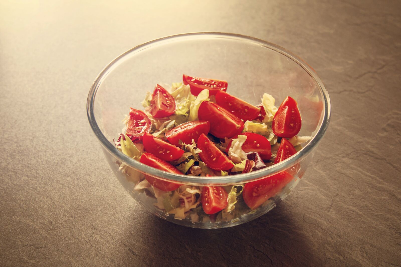 Canon EOS 70D + Canon EF 24-105mm F4L IS USM sample photo. Salad, salad bowl, tomatoes photography