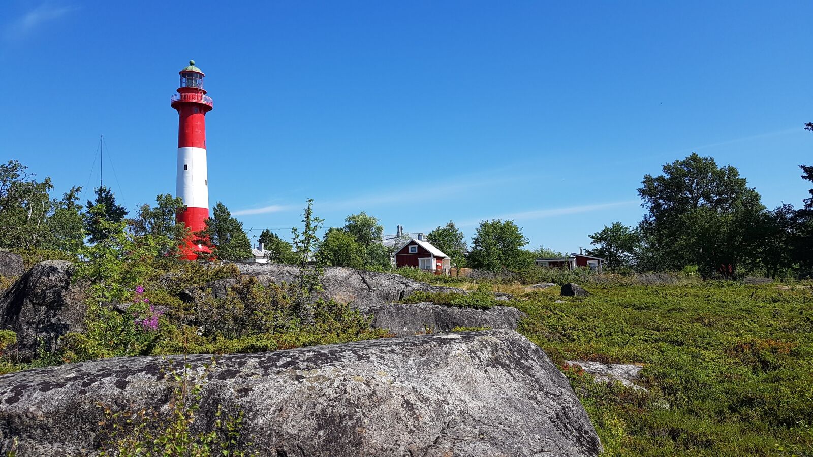 Samsung Galaxy S7 sample photo. Lighthouse, thoughts, kokkola photography