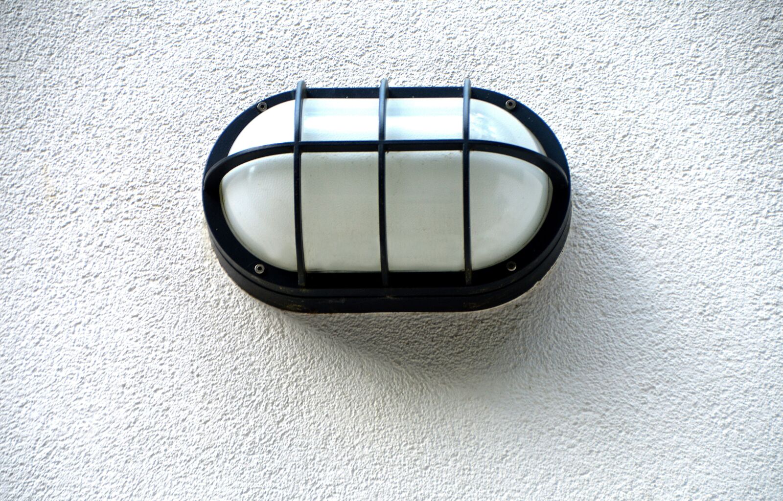Nikon D3200 sample photo. Outdoor lamp, construction lamp photography