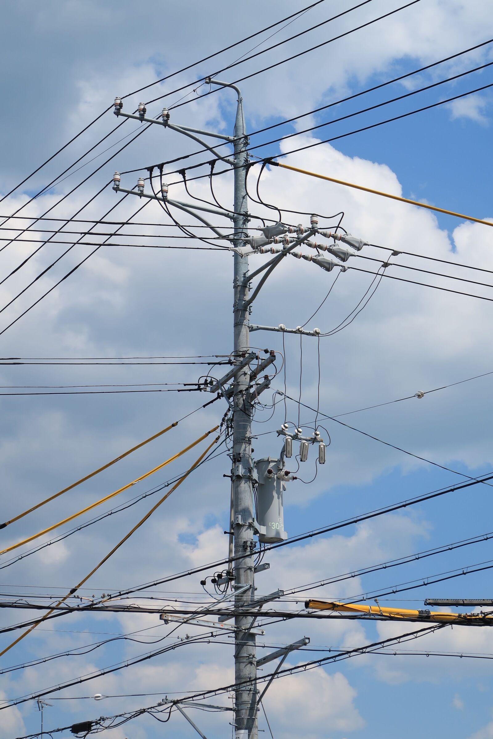Canon PowerShot G7 X Mark II sample photo. Electrical, voltage, power photography