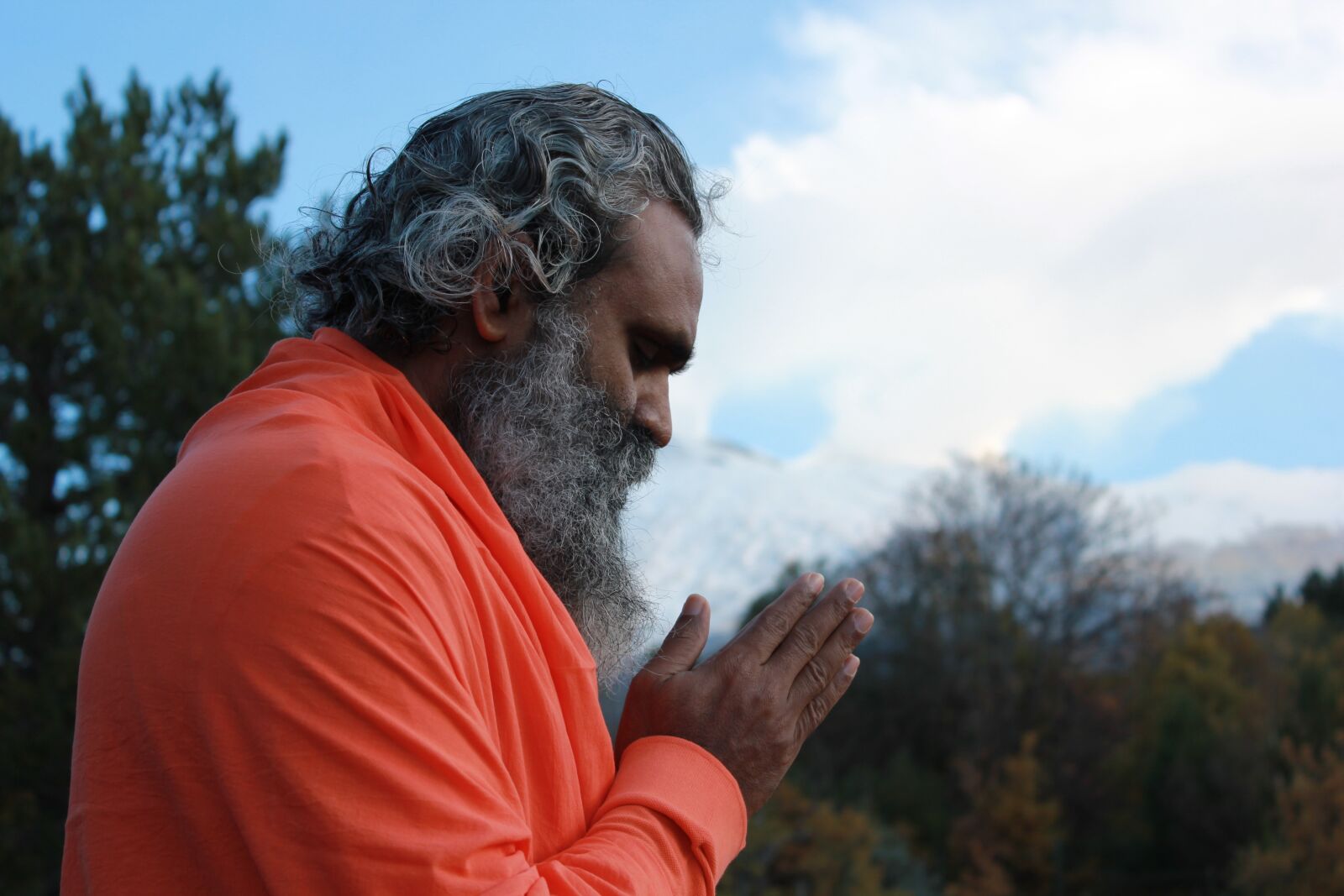 Canon EOS 550D (EOS Rebel T2i / EOS Kiss X4) sample photo. Namaste, indian, master photography