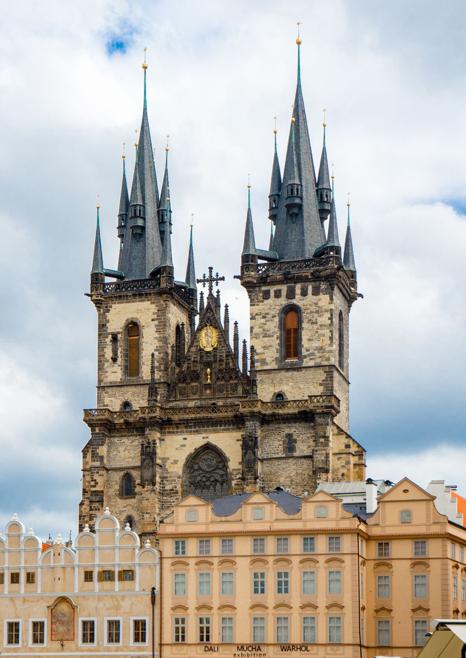 Sony a7 II + Sony FE 28-70mm F3.5-5.6 OSS sample photo. Prague, praha, czech republic photography