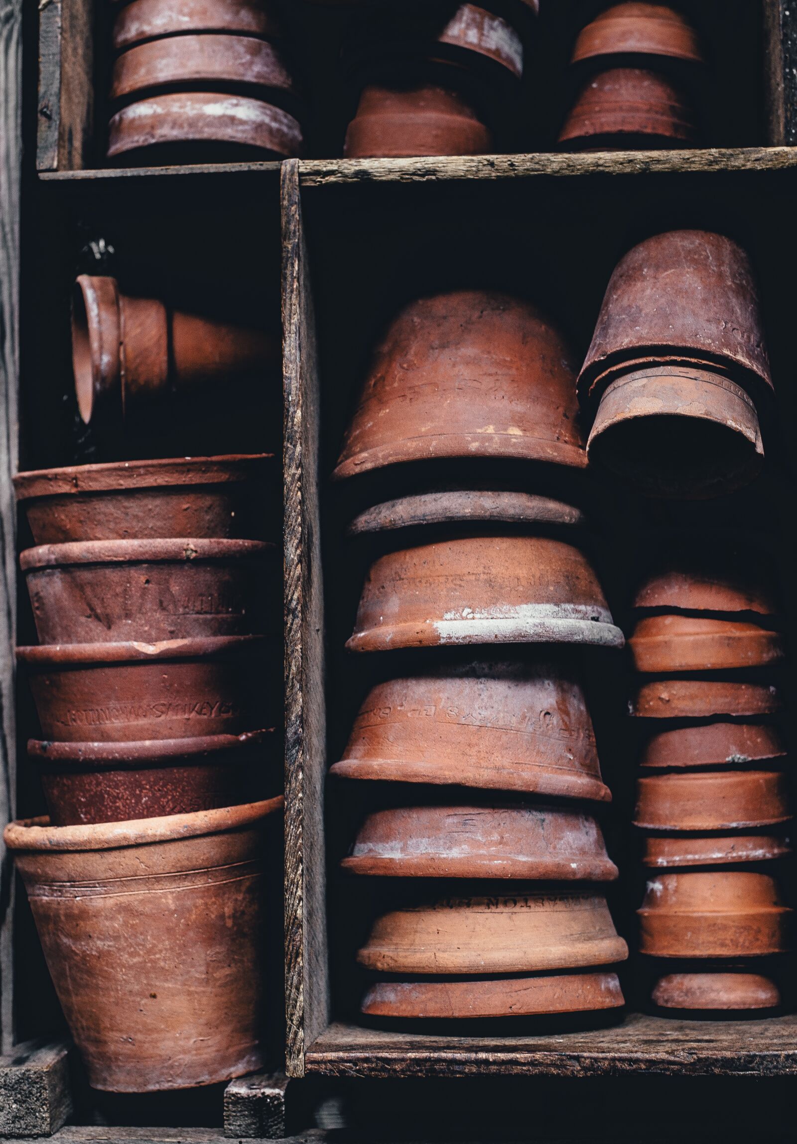 Nikon D4S sample photo. Clay pots, container, dirty photography