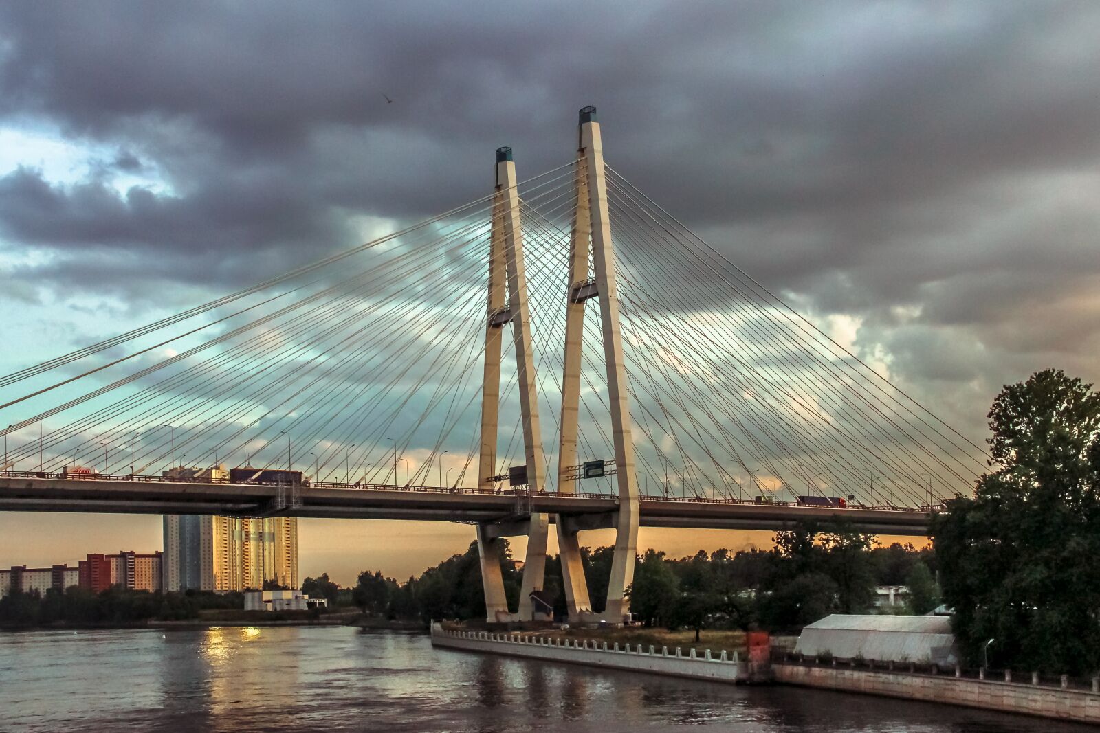 Canon EOS 700D (EOS Rebel T5i / EOS Kiss X7i) sample photo. Evening, river, sunset photography