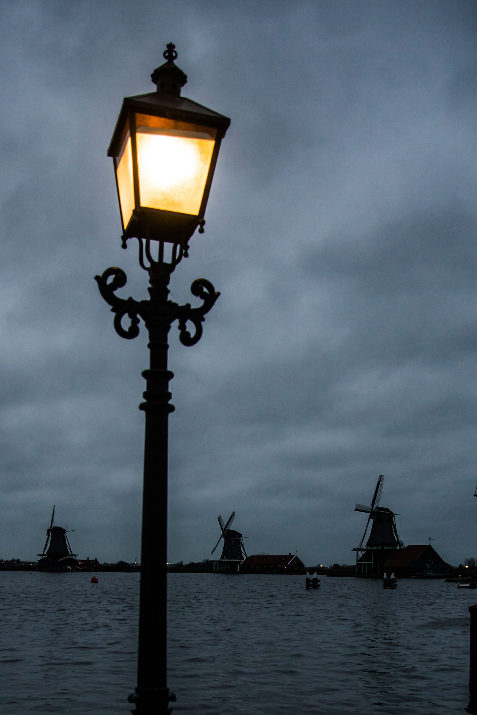 Nikon D600 sample photo. Lantern, zaandam, water photography