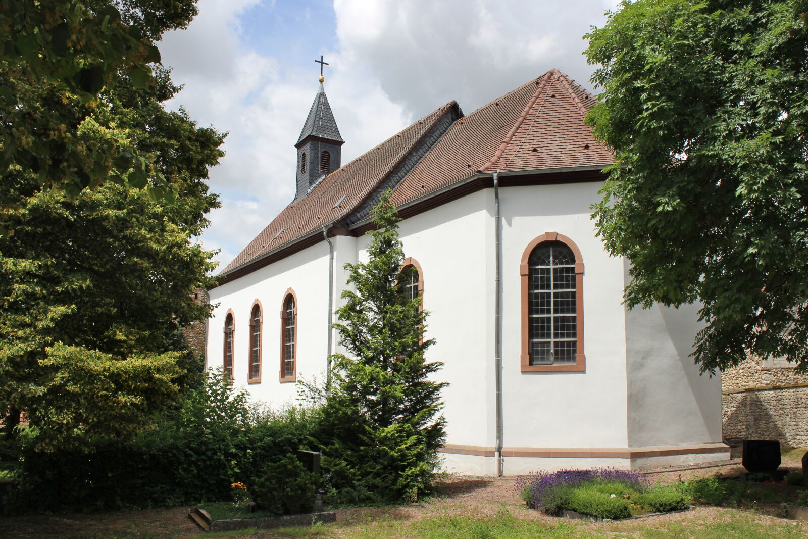 Canon EOS 600D (Rebel EOS T3i / EOS Kiss X5) sample photo. Einselthum, church, building photography