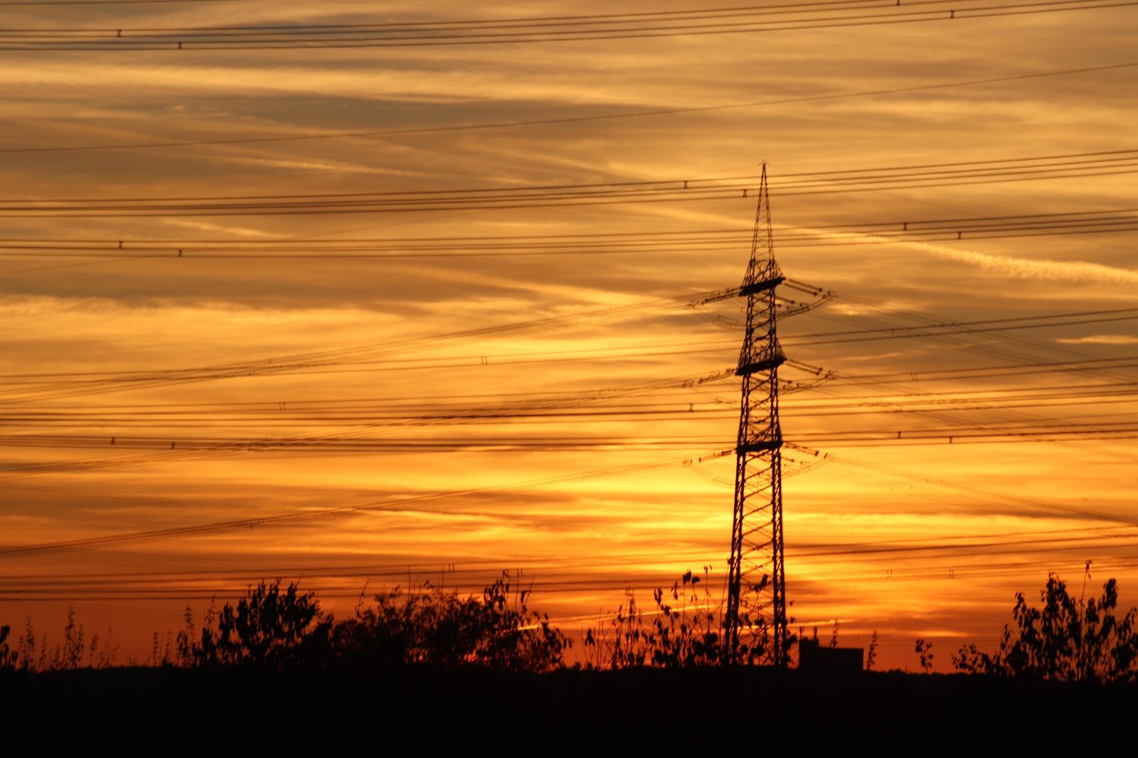 Canon EOS 77D (EOS 9000D / EOS 770D) sample photo. Sunset, power pylon, orange photography