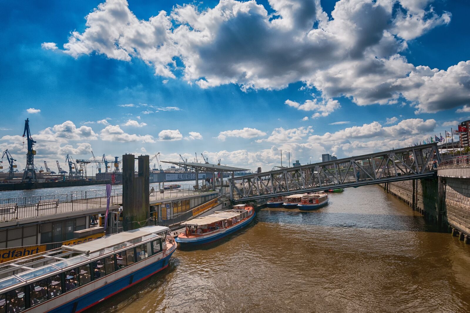 Nikon D300S sample photo. Landungsbrücken, hamburg, port photography