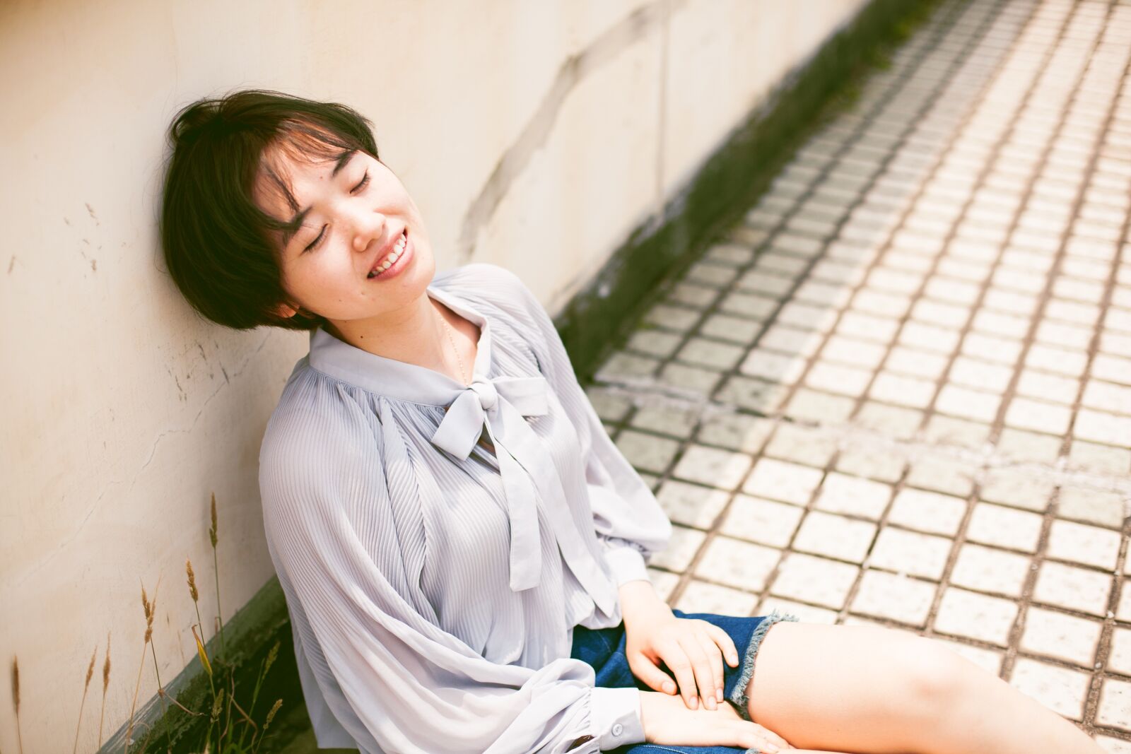 Canon EF 50mm F1.4 USM sample photo. The rooftop, girls, short photography