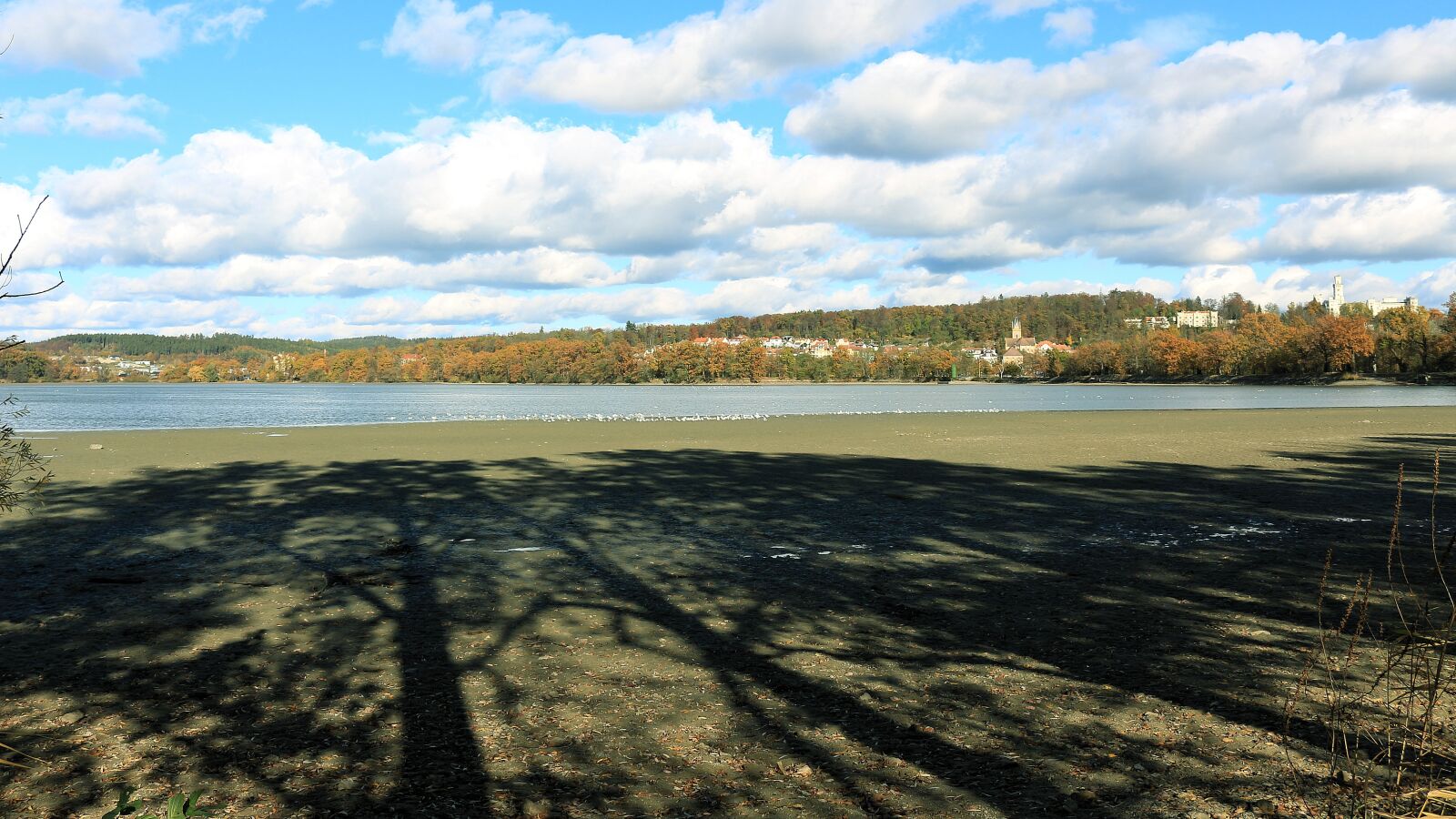 Canon EOS 700D (EOS Rebel T5i / EOS Kiss X7i) sample photo. Pond, czech republic, hluboka photography